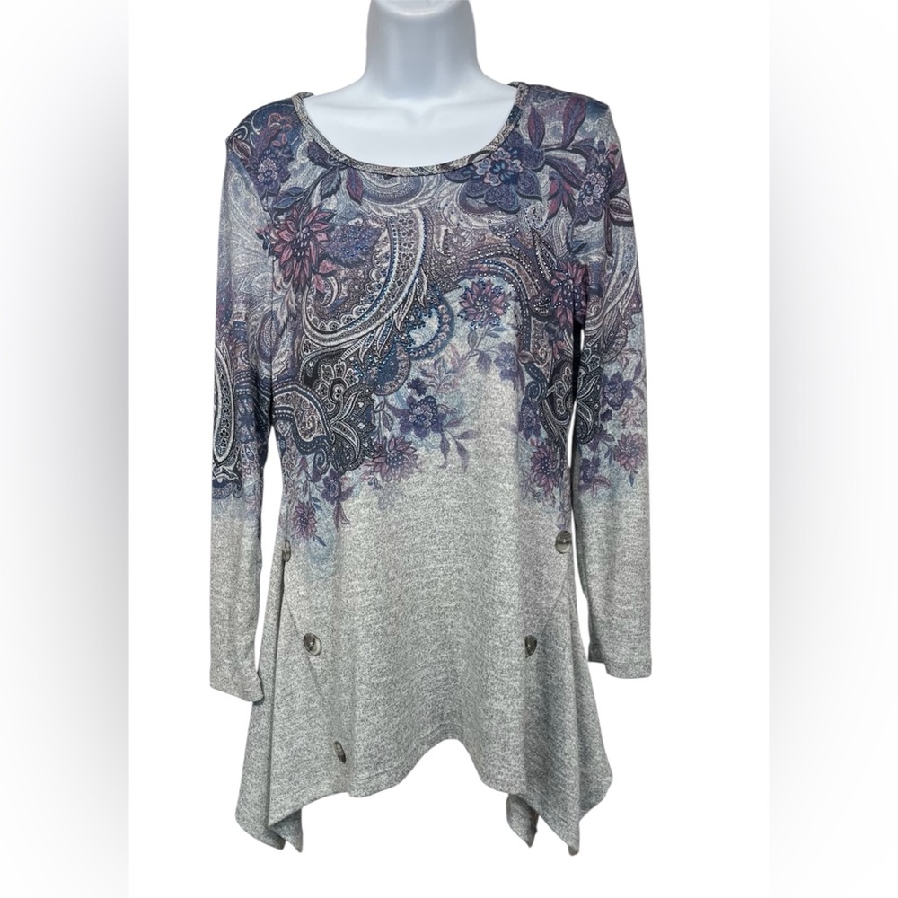 One World knit top size small